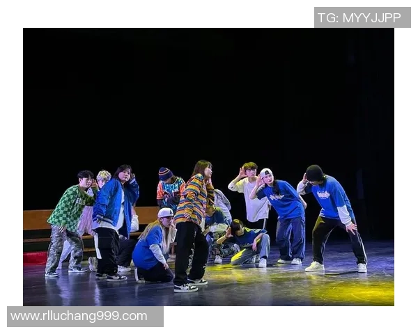 西安街舞队实力飙升引领潮流创新高展现街舞魅力与风采